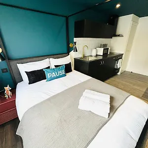 31 Studio, Ideal For Tourists Locations Maison d'hôtes Londres