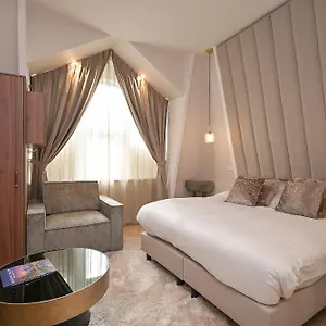 Novallure Downtown - Short , Den Haag Niederlande