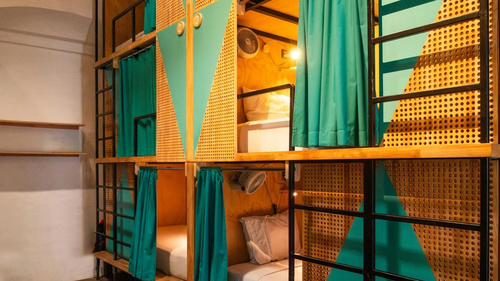 Adra Hostel Antigua